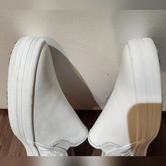 Women's Kate Spade Keds, Size 11 - Picture 9 of 13